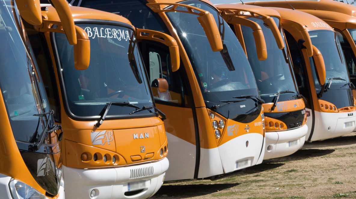 alquiler-autobuses-autocares-balerma-1-1184x662